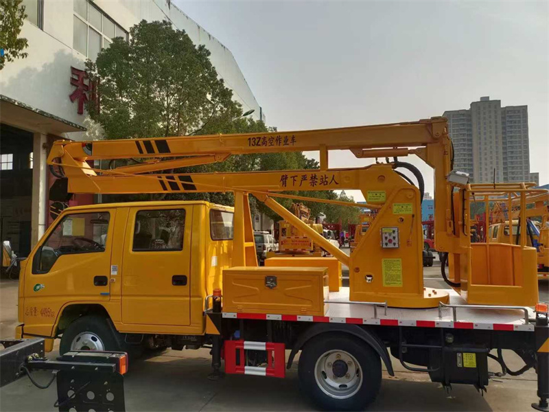 江鈴順達13米高空作業車